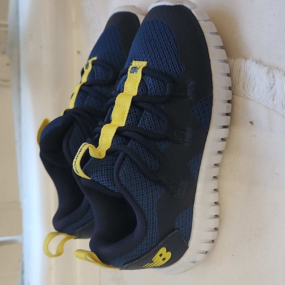 New Balance toddler boy shoes size 9.